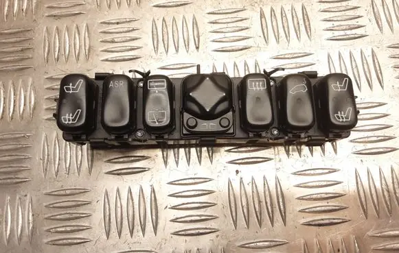 Mercedes-Benz A W168 A set of switches 1688205310
