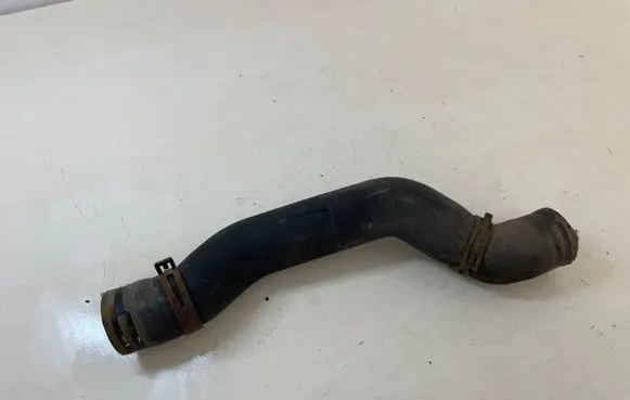 Opel Vivaro Engine coolant pipe/hose