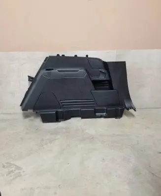 Trunk/boot lower side trim panel