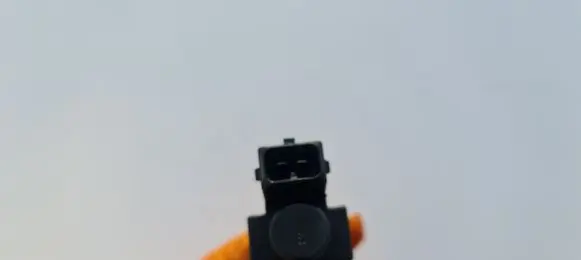 BMW 5 E39 Turbo solenoid valve 72234100