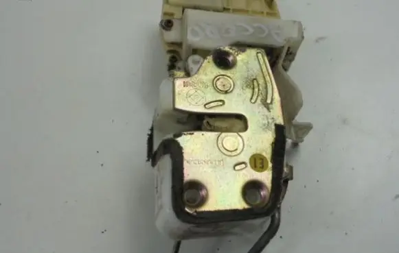 Honda Accord Front door lock
