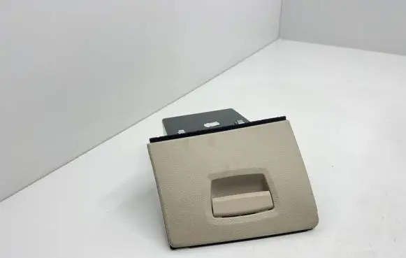 BMW 5 F10 F11 Glove box 9166696 112420