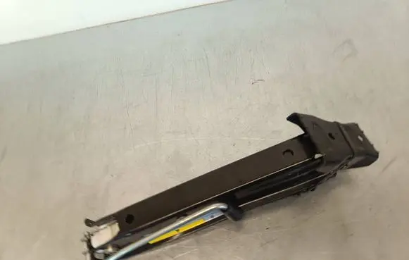 Volkswagen Tiguan Lift Jack 5N0011031A