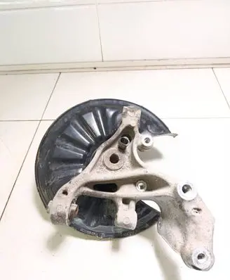 Volkswagen PASSAT B8 Rear wheel hub spindle/knuckle 3Q0615611B