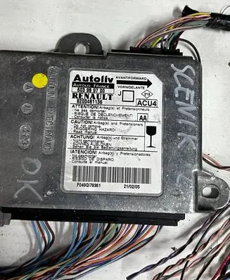 Renault Scenic II - Grand scenic II Airbag control unit/module 603989700 8200481136