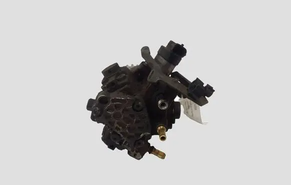 Citroen C4 I Fuel injection high pressure pump 0445010102 9656300380