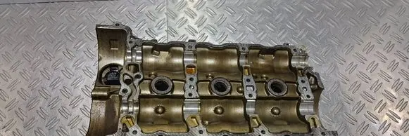Mercedes-Benz R W251 Rocker cam cover A2720160105