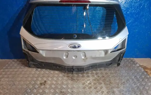 Ford Mondeo MK IV Tailgate/trunk/boot lid