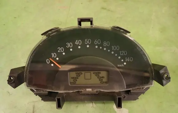 Smart ForTwo I Speedometer (instrument cluster)