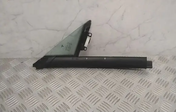 Tesla Model S Front triangle window/glass 