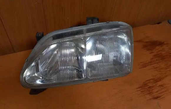 Renault Megane I Headlight/headlamp 