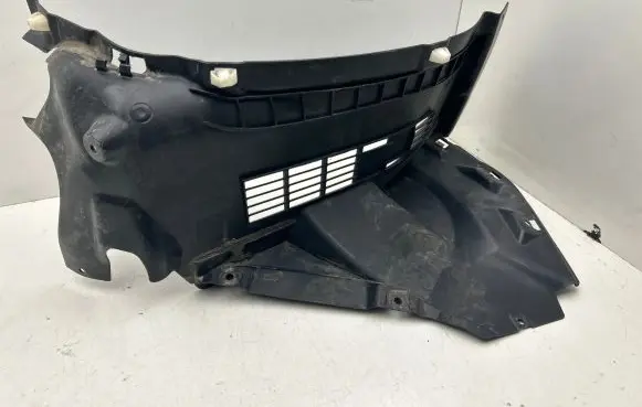 Fender end trim