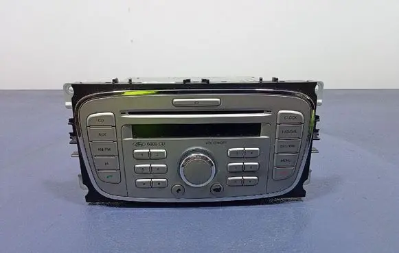 Ford Focus C-MAX Radio/CD/DVD/GPS head unit 8M5T18C815AB