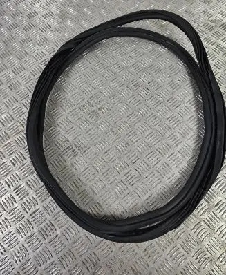Front door rubber seal