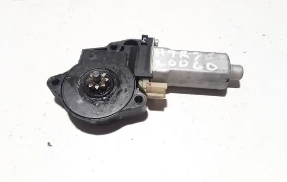 Hyundai Trajet Rear door window regulator motor