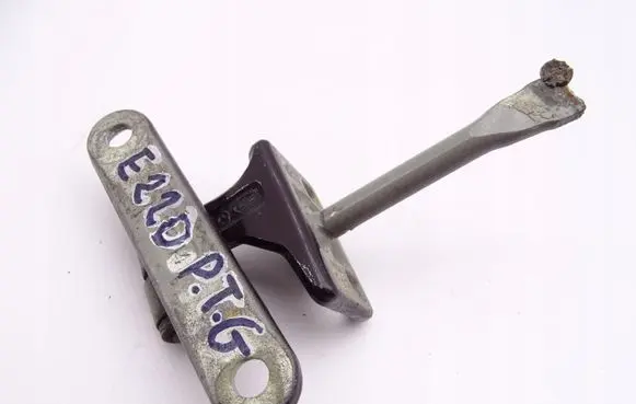 Mercedes-Benz E W210 Rear door hinge set MERCEDES_W210_ZAWIAS_DRZWI_GÓRA_PRAWY_TYŁ