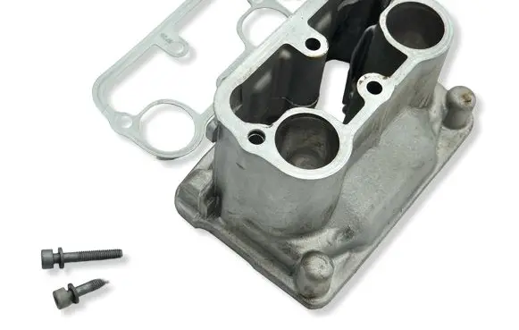 BMW M3 F80 Other cylinder head part 7605104 11127605104