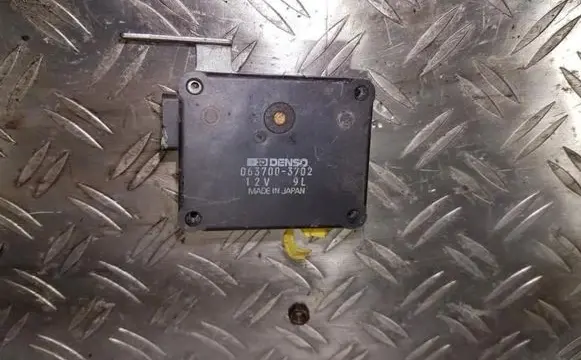Honda Civic Air flap motor/actuator 0637003702