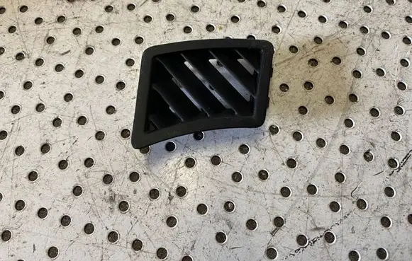 BMW 5 E60 E61 Dashboard side air vent grill/cover trim