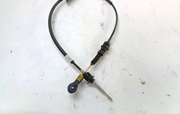 Volvo V70 Gear shift cable linkage 6070992