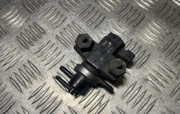 Volkswagen Golf III Turbo solenoid valve 1H0906627 72190320 98T282
