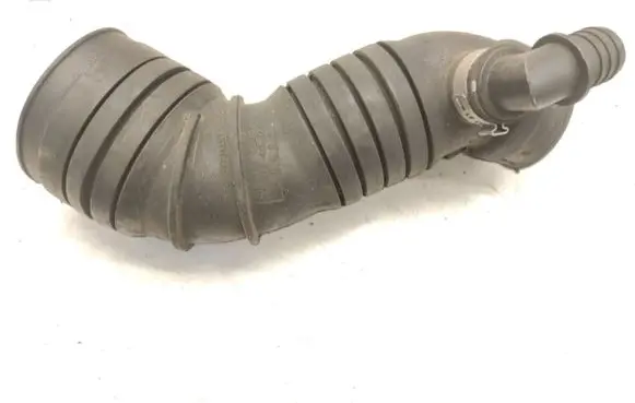 Audi A6 S6 C5 4B Intercooler hose/pipe 4B0129627A