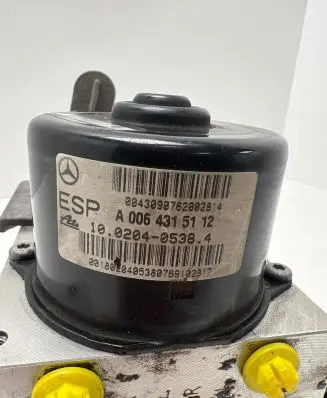 Mercedes-Benz CLC CL203 ABS Pump A0375454732 G2R8L26C84 28525005003