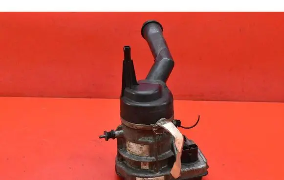 Peugeot 308 Power steering pump 9670700380
