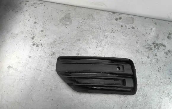 Volvo XC90 Front fog light trim/grill 31663512 32345466