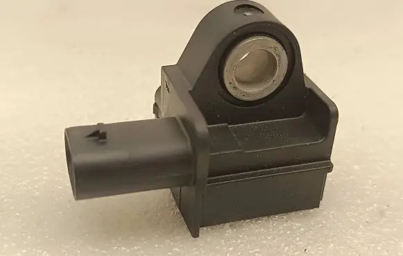 Chrysler Pacifica Airbag deployment crash/impact sensor 68245079AA 53328371 435A0