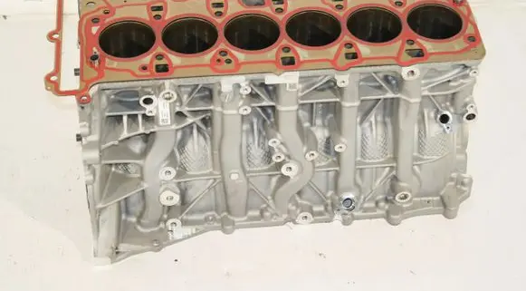 BMW 3 G20 G21 Engine block 11111025307 8644441