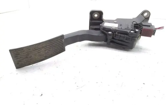 Nissan Pathfinder R51 Accelerator throttle pedal 18002EB400 6PV93390102