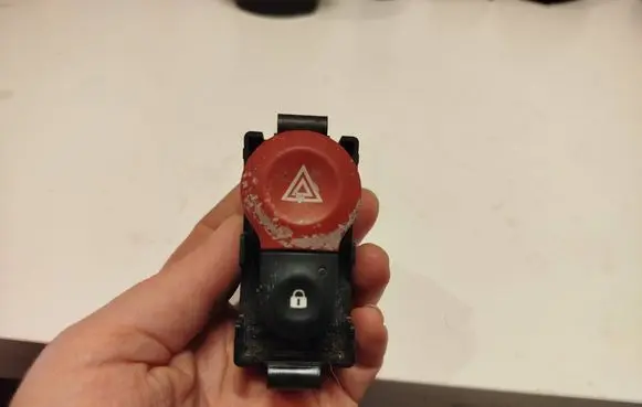 Renault Kangoo II Hazard light switch