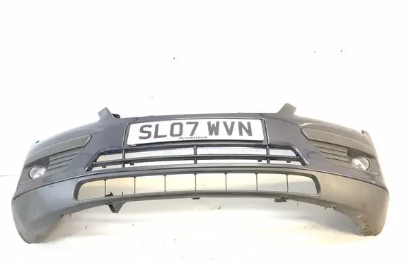 Ford Focus Front bumper K2052