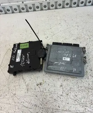 Renault Master III Engine ECU kit and lock set 237109955R 237106117R