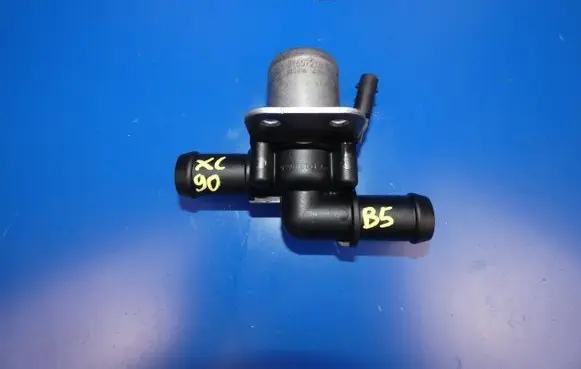 Volvo XC90 Electric auxiliary coolant/water pump 31657218