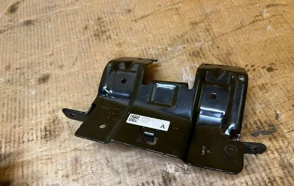 Ford Bronco Other center console (tunnel) element M2DB-S112C77-AD M2DBS112C77AD