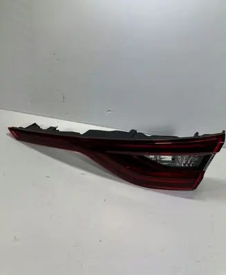 Renault Talisman Tailgate rear/tail lights