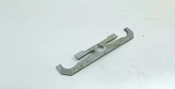 BMW 3 E92 E93 Fuel Injector clamp holder 