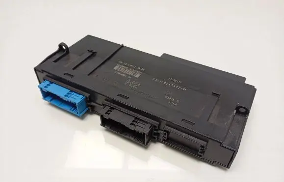 BMW 5 E60 E61 Comfort/convenience module 9247472 6135924747201 10681810