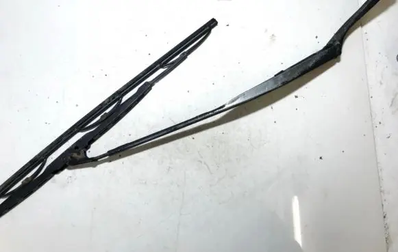 Renault Laguna II Front wiper blade arm