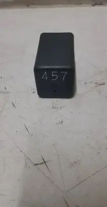 Volkswagen PASSAT B6 Glow plug pre-heat relay 457