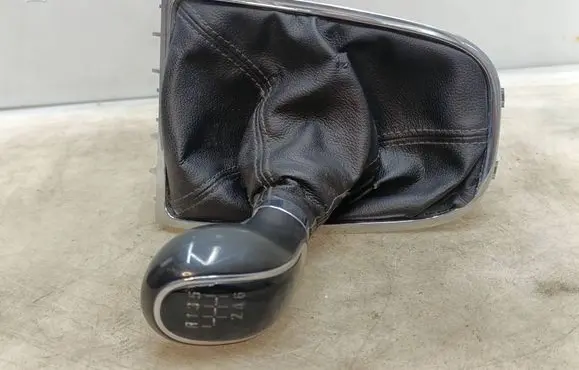 Opel Astra J Gear lever shifter trim leather/knob