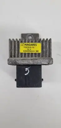Renault Megane III Glow plug pre-heat relay 8200859243