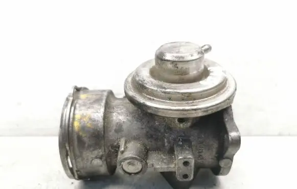 Audi A4 S4 B6 8E 8H EGR valve 038129637L