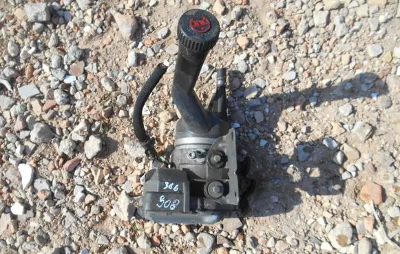 Peugeot 308 Power steering pump