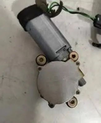 Volvo S80 Sunroof motor/actuator GG404451 12V0LT 10002328B00