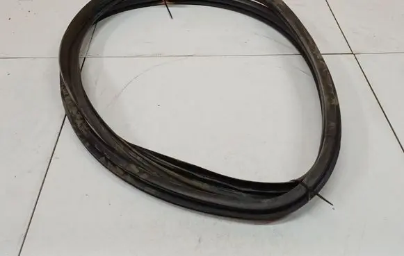 Fiat Fiorino Rubber seal front coupe door 