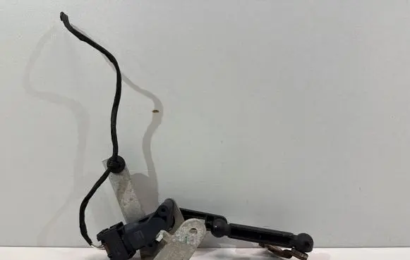 BMW 5 G30 G31 G38 Headlight/headlamp level sensor 6895466