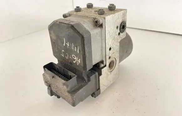 Audi A6 S6 C5 4B ABS Pump 8E0614111H